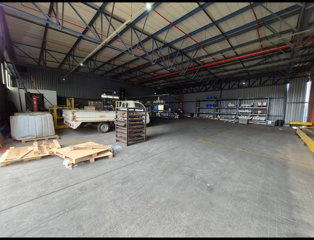 17,000M² FACTORY FOR SALE IN ANDERBOLT